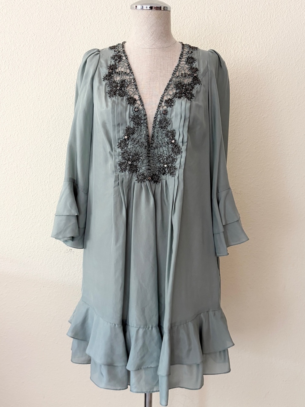 NWT Rebecca Taylor 100% Silk Beaded Lace Shift Dress Sage Green Size 4